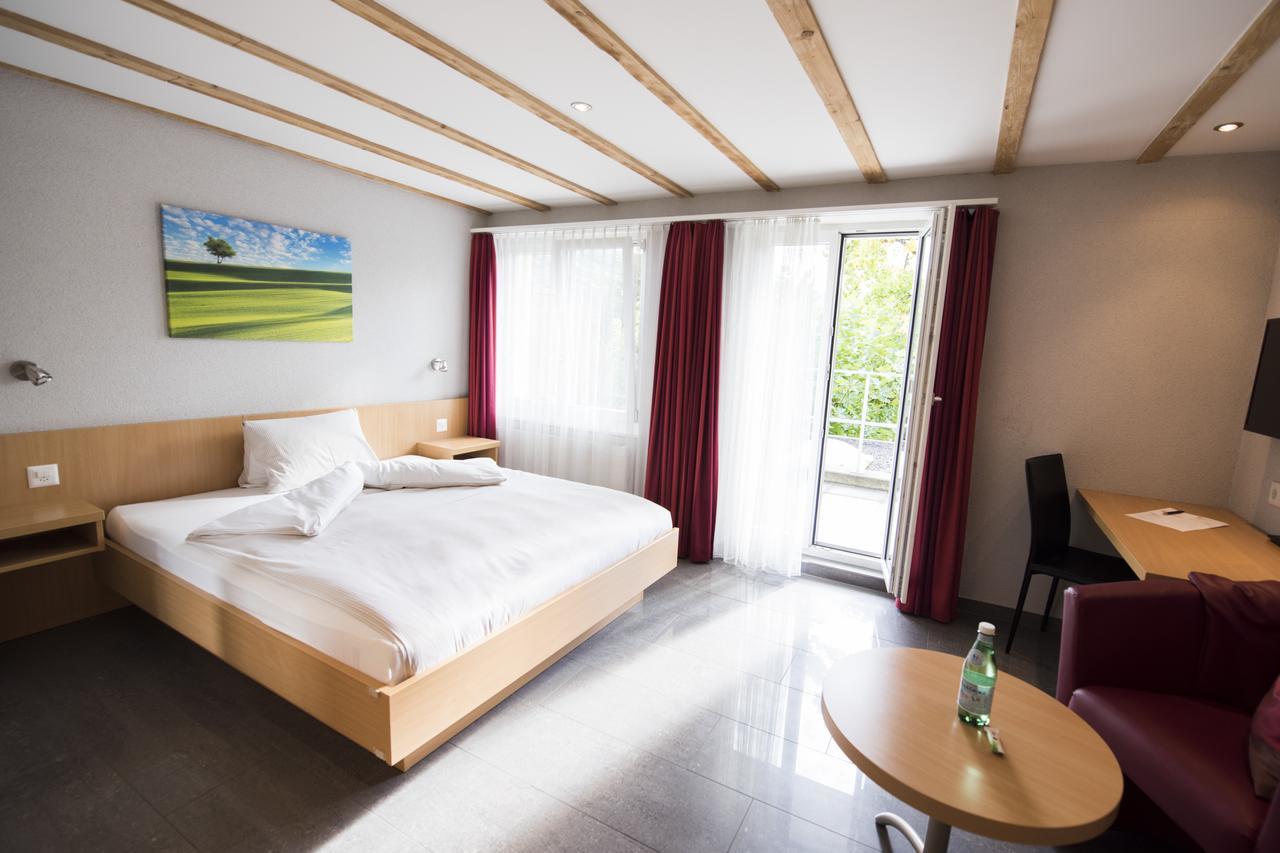 Hotel Restaurant Neuhaus Hertenstein Exteriér fotografie